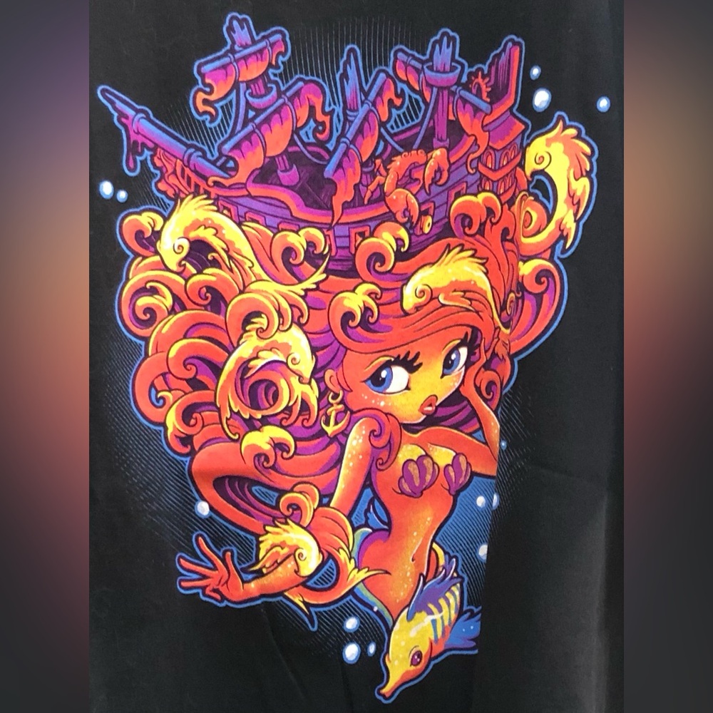 Gildan Black Heavy Cotton T-Shirt "Sunken Treasure" Parody Mashup